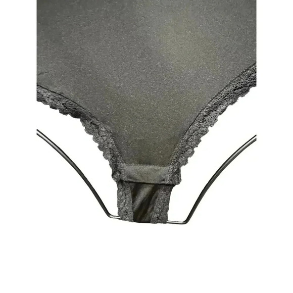 lingerie - Picture 3 of 3